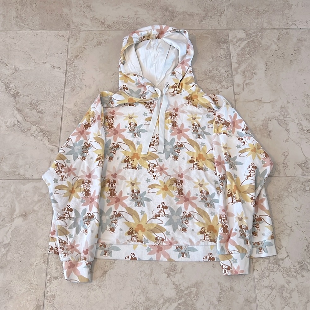 Free- Disneyland Minnie mouse hoodie